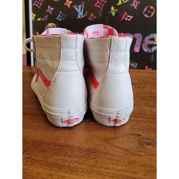 Vans Sk8-Hi Leather High Top White Pink Skateboard Sneaker Men Sz 7.5 Women Sz 9 - Picture 3 of 13